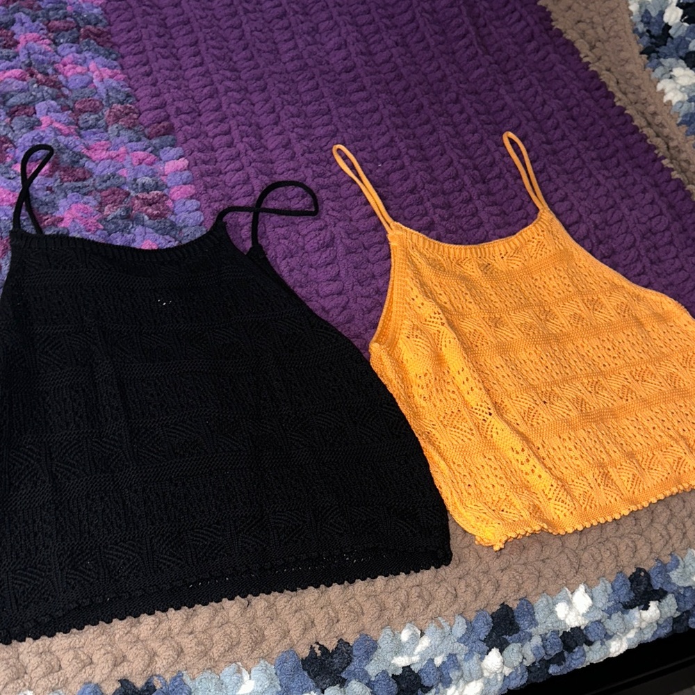 2 knot tops Black and Orange